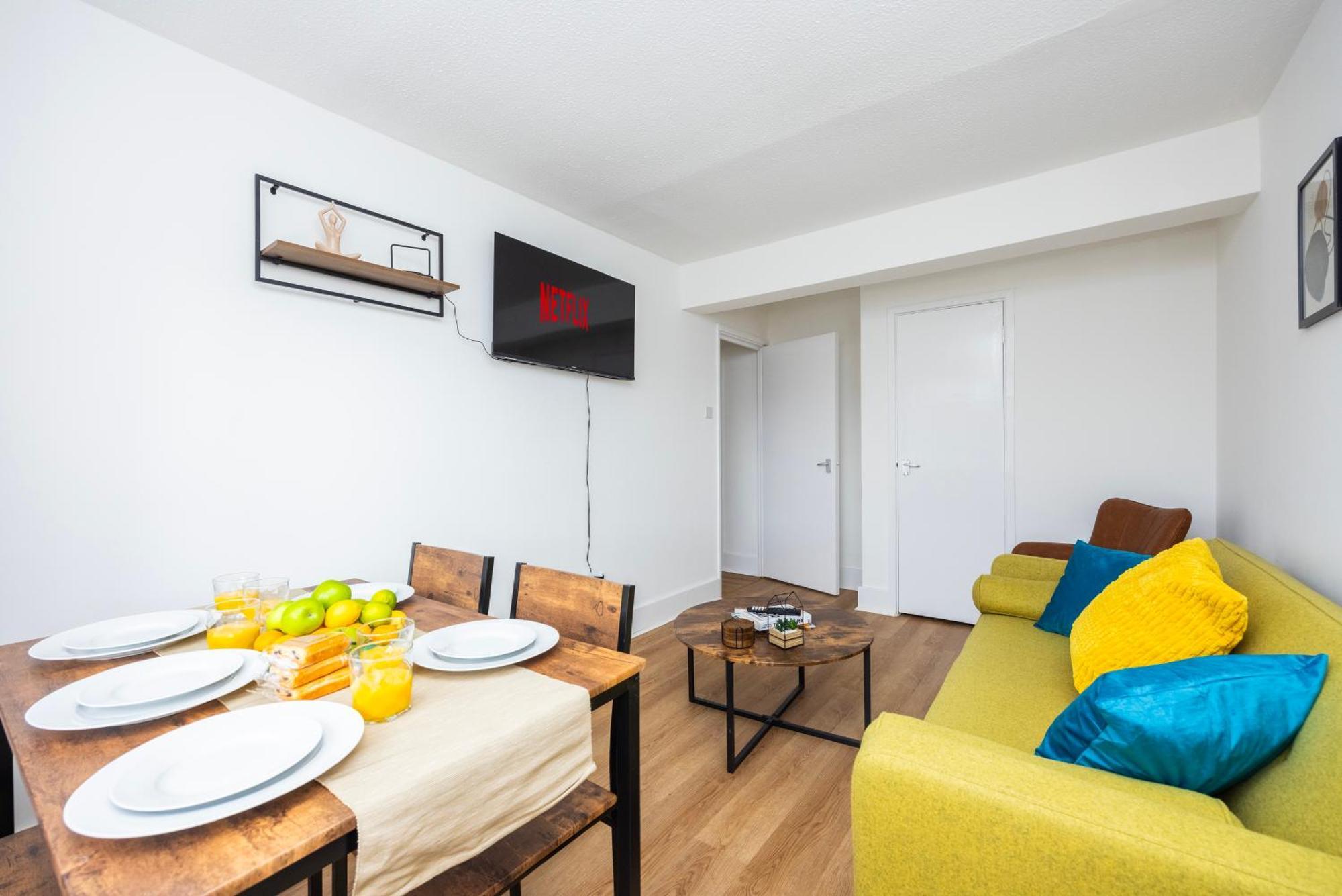 Excel O2 Stunning Large 3 Bedroom Apartment With Balcony London Eksteriør bilde